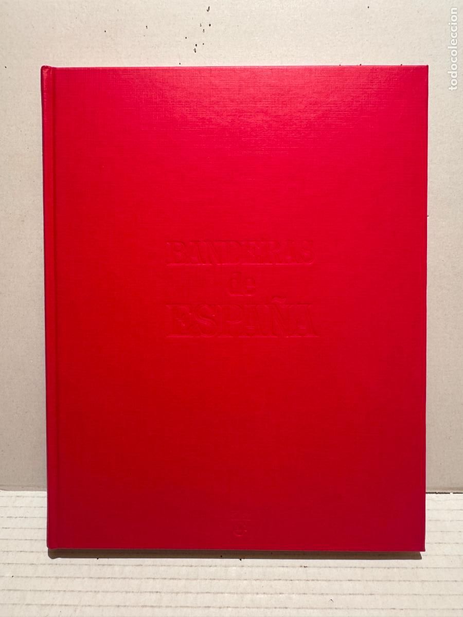 Libros de segunda mano: LIBRO BANDERAS DE ESPA&Ntilde;A