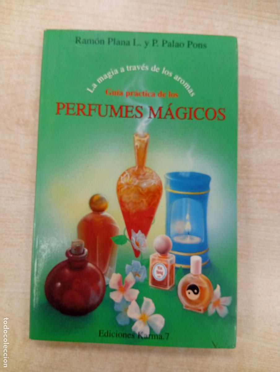 Libros de segunda mano: PERFUMES M&Aacute;GICOS - RAM&Oacute;N PLAZA - Foto 1