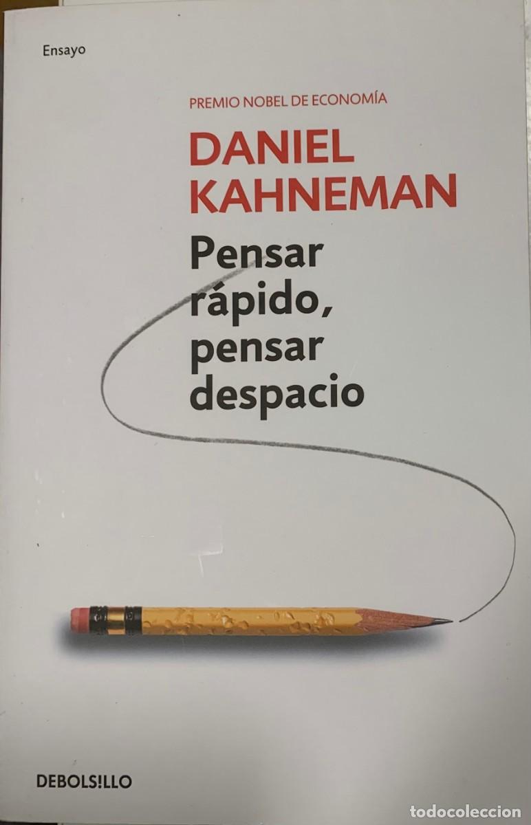 Libros de segunda mano: PENSAR R&Aacute;PIDO PENSAR DESPACIO, DANIEL KAHNEMAN, DEBOLS!LLO EDITORIAL - Foto 1