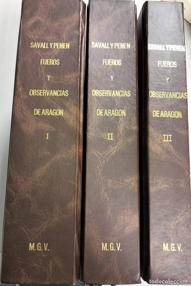 Livres d'occasion: FUEROS, OBSERVANCIAS Y ACTOS DE CORTE DEL REINO DE ARAG&Oacute;N 3 vol&uacute;menes.