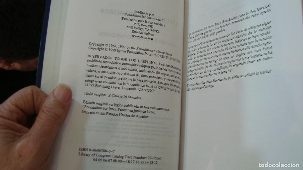 Libros de segunda mano: Un curso de milagros (Foundation for inner peace) Excelente estado - Foto 4