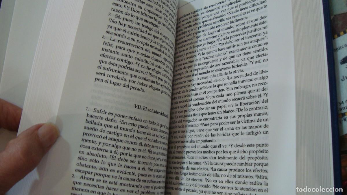 Libros de segunda mano: Un curso de milagros (Foundation for inner peace) Excelente estado - Foto 5