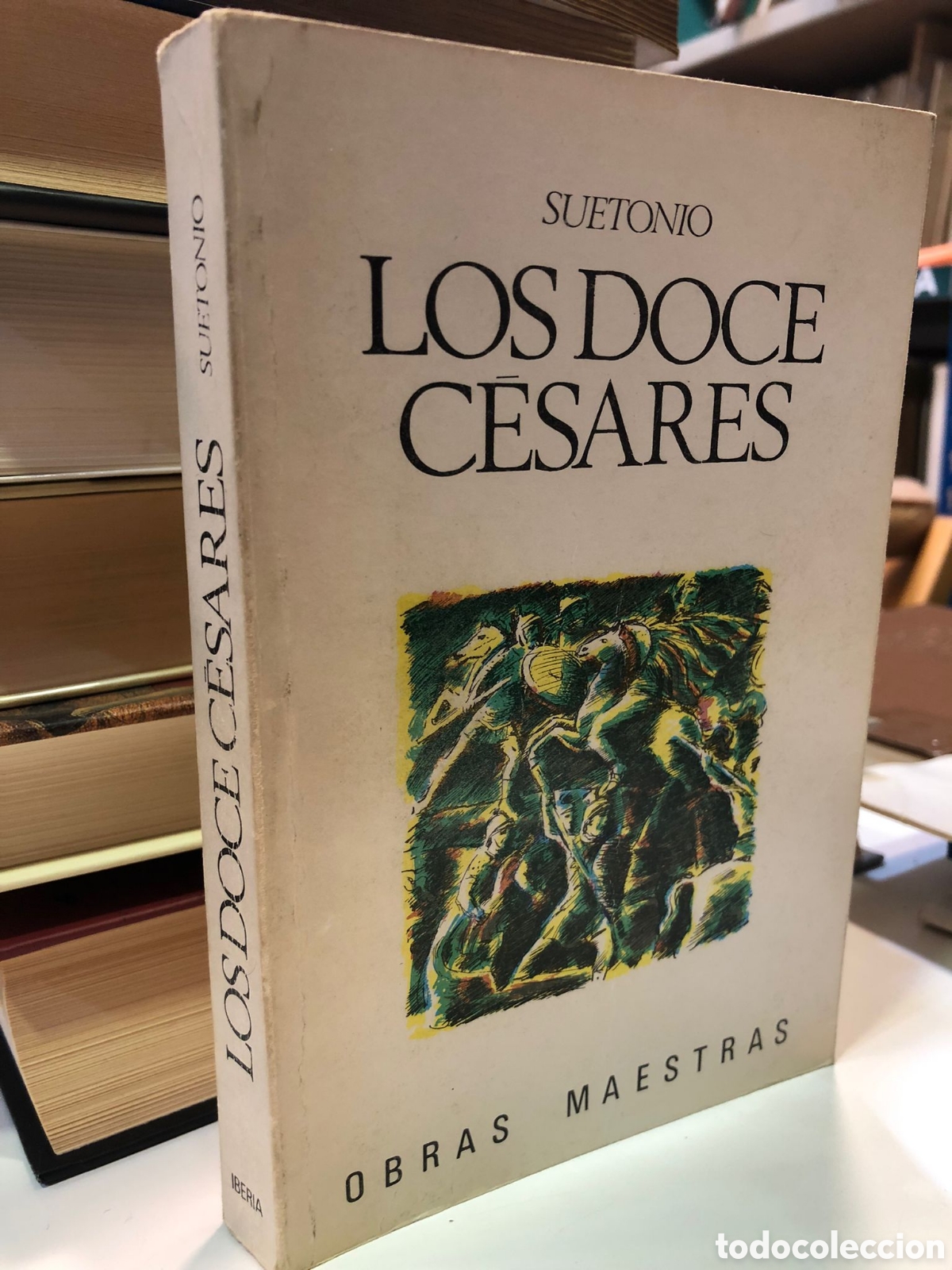 Libros de segunda mano: Los doce c&eacute;sares - Suetonio - Foto 1