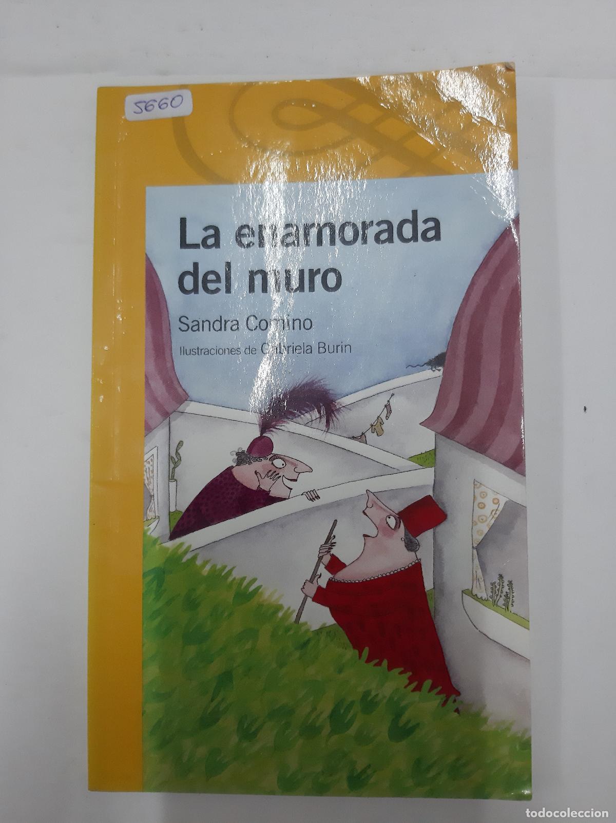 Libros de segunda mano: La Enamorada Del Muro - Sandra Comino - Foto 1