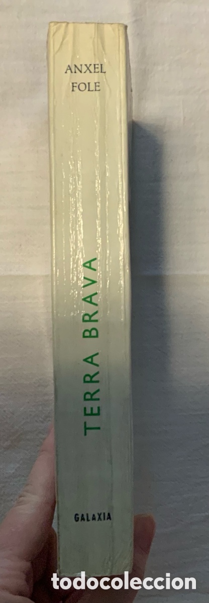 Libros de segunda mano: Terra Brava. Anxel Fole - Foto 2