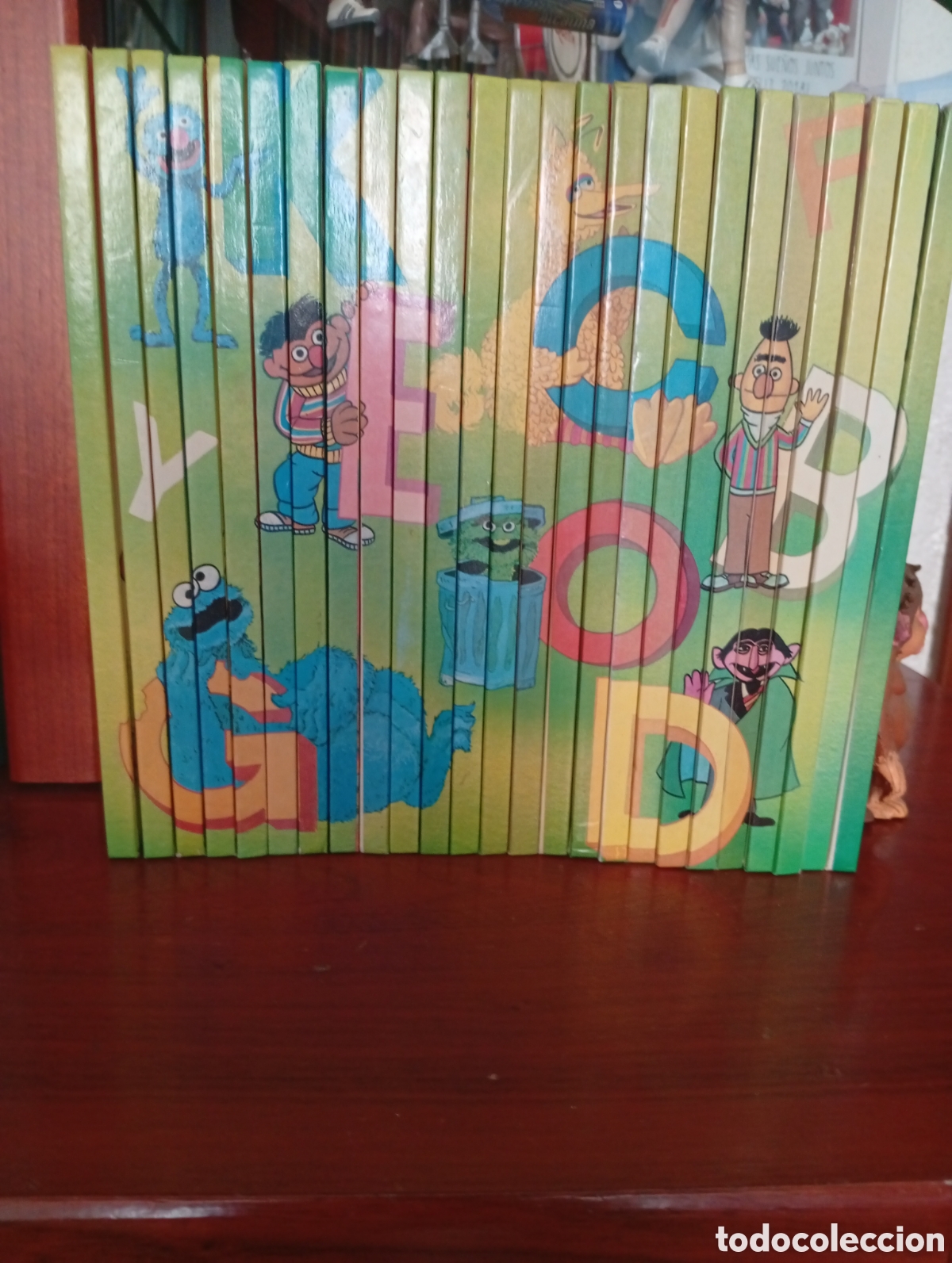 Libros de segunda mano: LIBRO LIBROS BARRIO SESAMO ENCICLOPEDIA COMPLETA 1985 VINTAGE