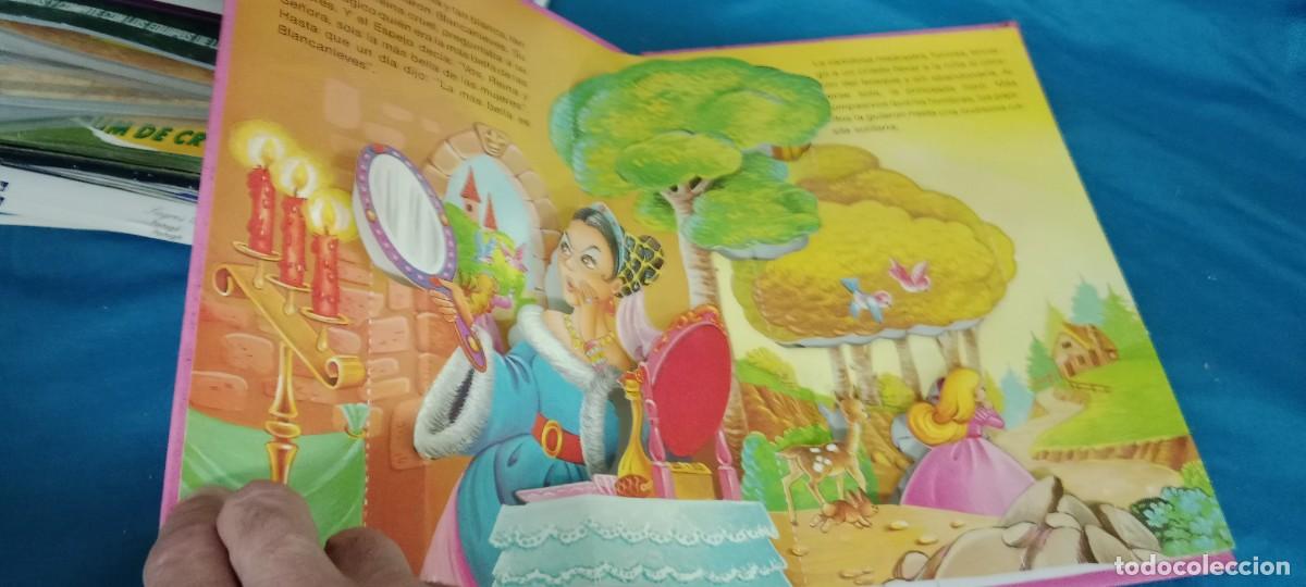 Libros de segunda mano: BLANCANIEVES Y LOS SIETE ENANITOS LIBRO CU - Foto 2