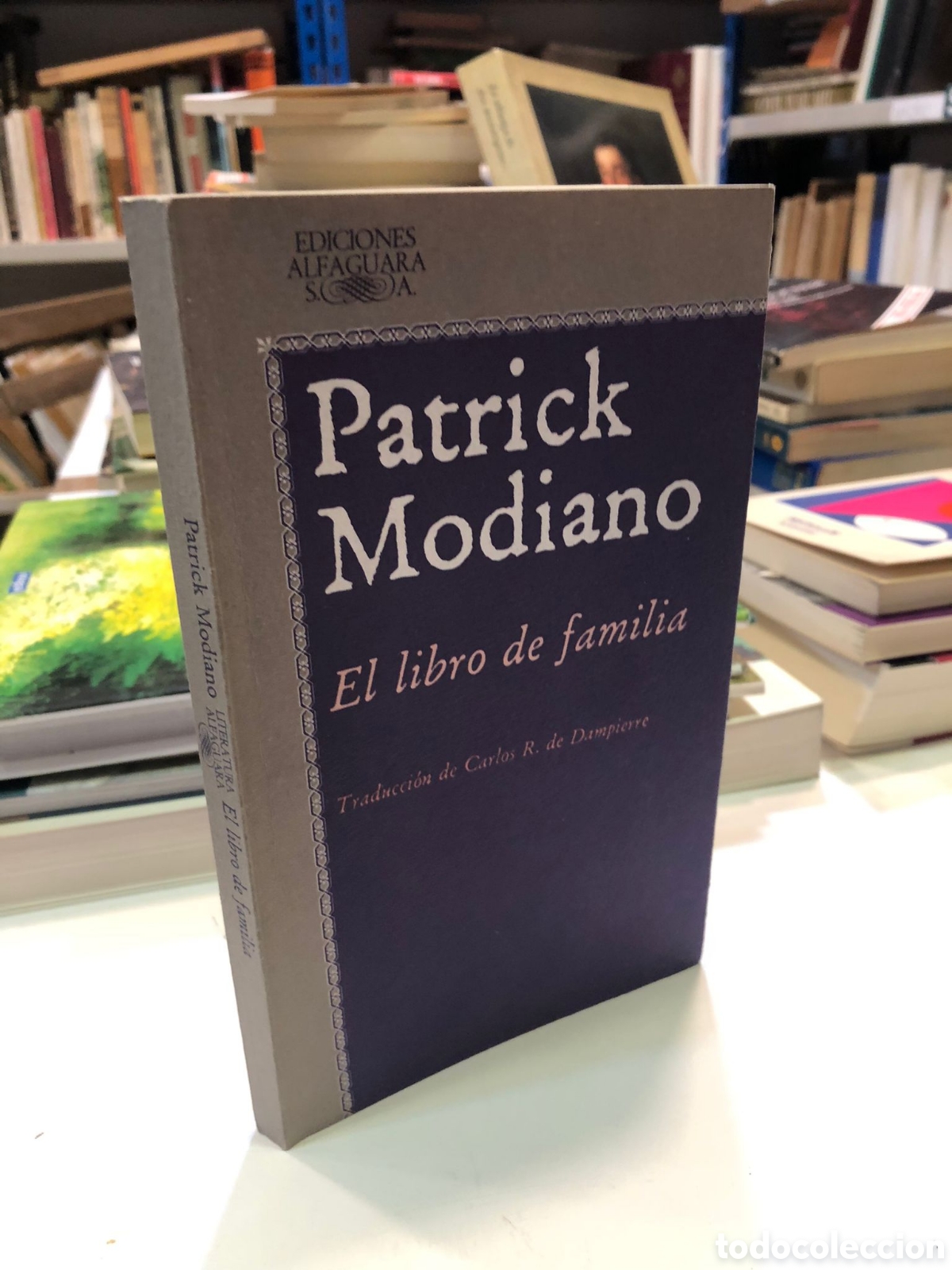 Gebrauchte B&uuml;cher: El libro de familia - Patrick Modiano