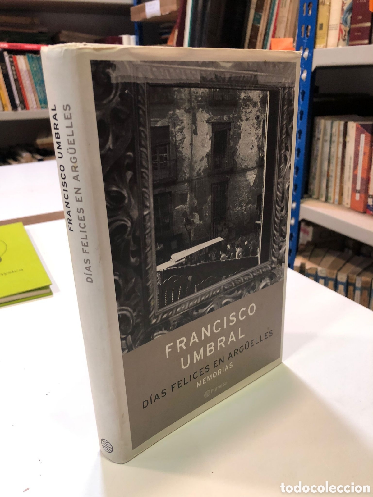 Libros de segunda mano: D&iacute;as felices en Arg&uuml;elles. Memorias - Francisco Umbral
