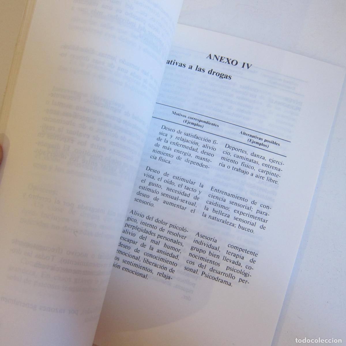 Libros de segunda mano: LOS PADRES ANTE LAS DROGAS. COMISIONADO PARA LA DROGA (CSSS) MANUAL - Foto 3