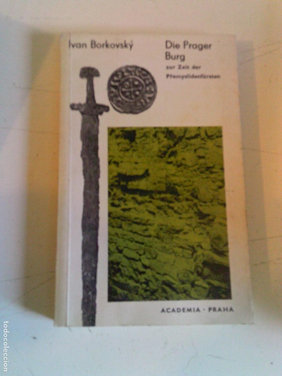 Libros de segunda mano: Libro de arqueolog&iacute;a medieval Die Prager Burg en Alem&aacute;n