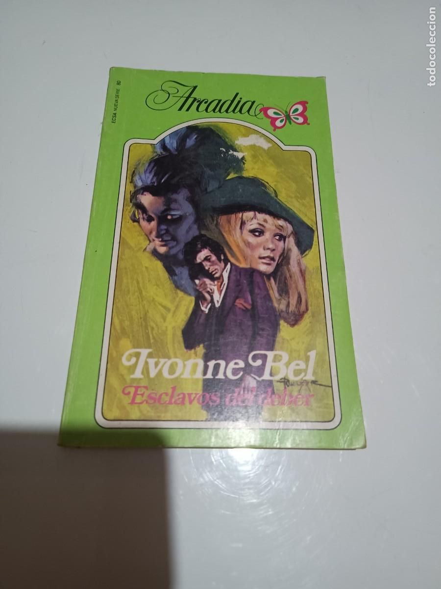 Libros de segunda mano: Esclavos del deber - Ivonne Bel