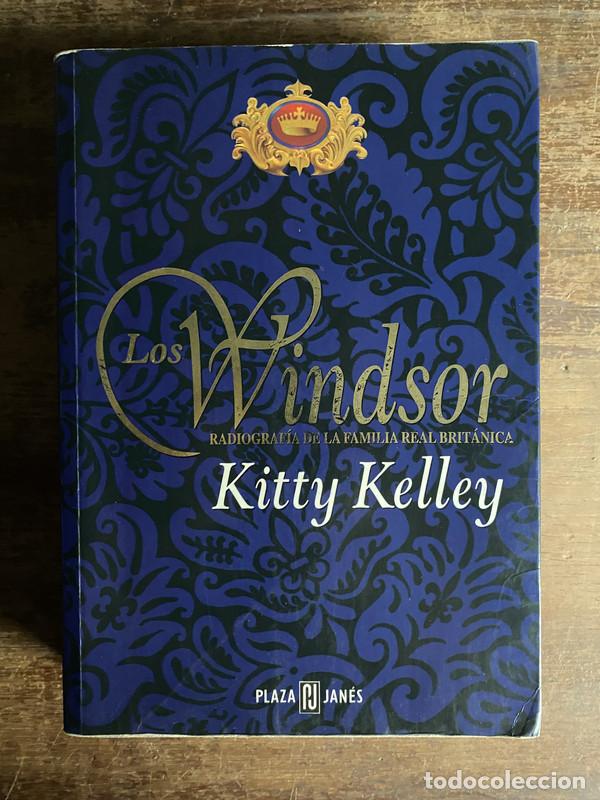 Libros de segunda mano: Los Windsor - Kelley Kitty