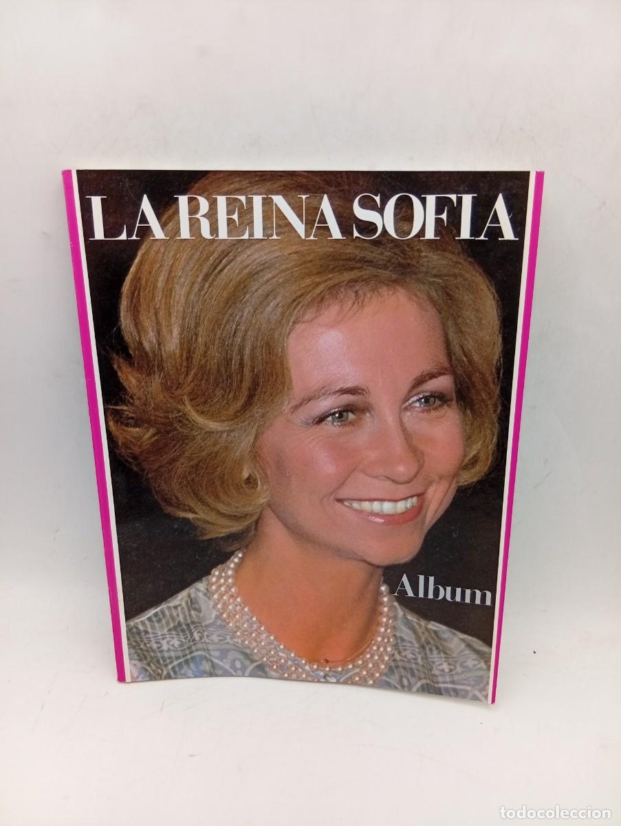 Libros de segunda mano: ALBUM DE LA REINA SOFIA. COVADONGA O&acute;SHEA. 1984. PAGS : 199.