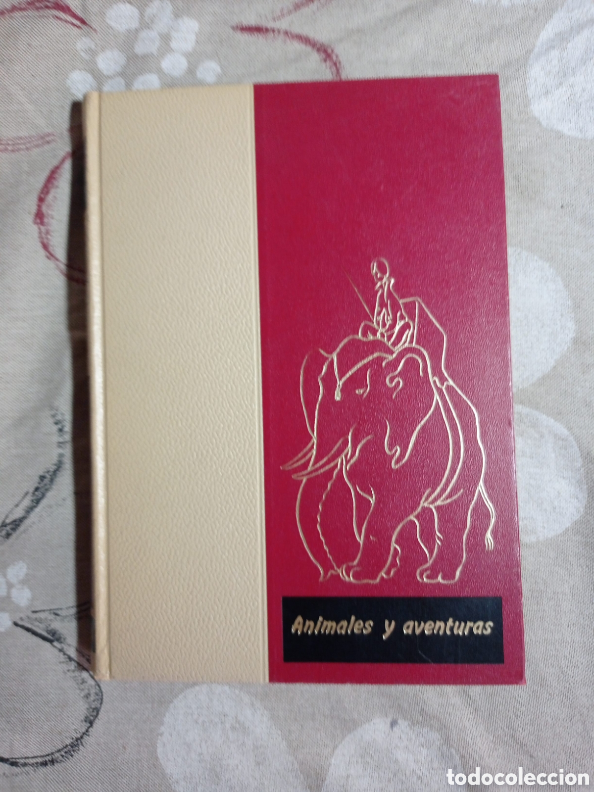 Libros de segunda mano: El mundo de los ni&ntilde;os. Salvat. Tomo 4: Animales y aventuras