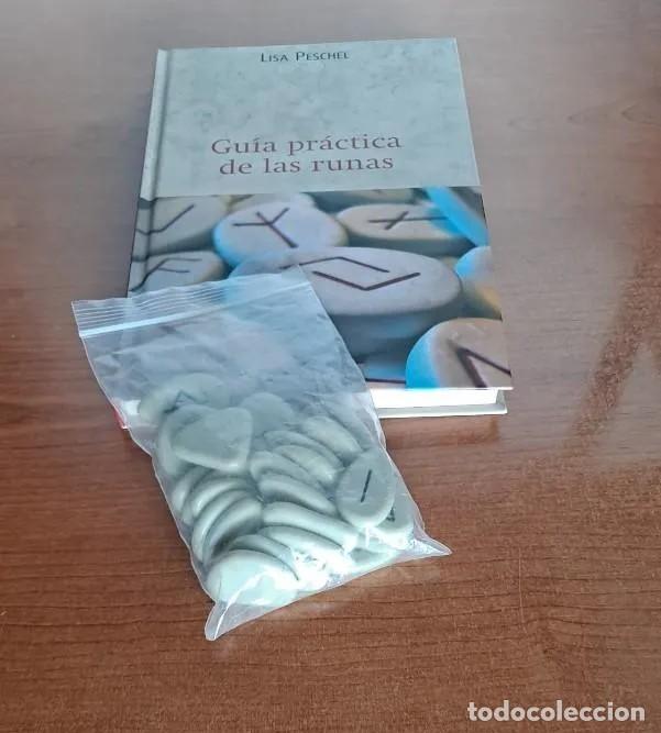 Libros de segunda mano: LISA PESCHEL - GUIA PRACTICA DE LAS RUNAS + BOLSA CON 24 RUNAS
