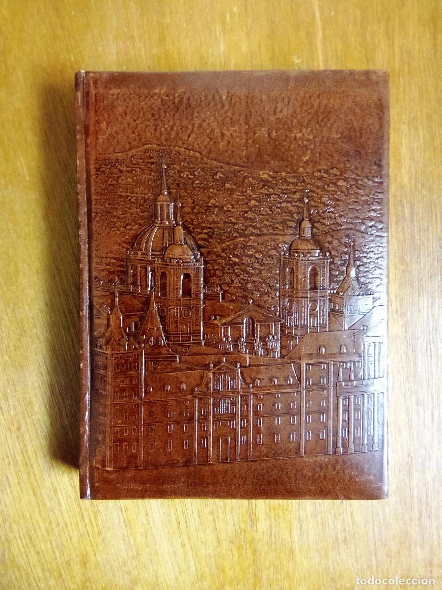Libros de segunda mano: EL ESCORIAL MONASTERIO Y CASITAS DEL PRINCIPE Y DEL INFANTE, GUIA TURISTICA PATRIMONIO NACIONAL 1970