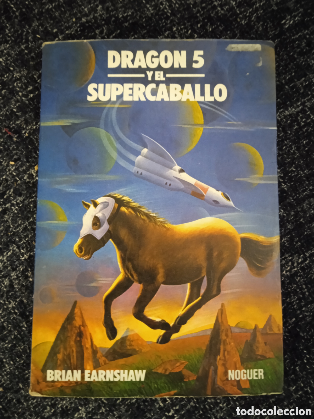 Libros de segunda mano: DRAGON 5 Y EL SUPERCABALLO / BRIAN EARNSHAW. -ED. NOGUER