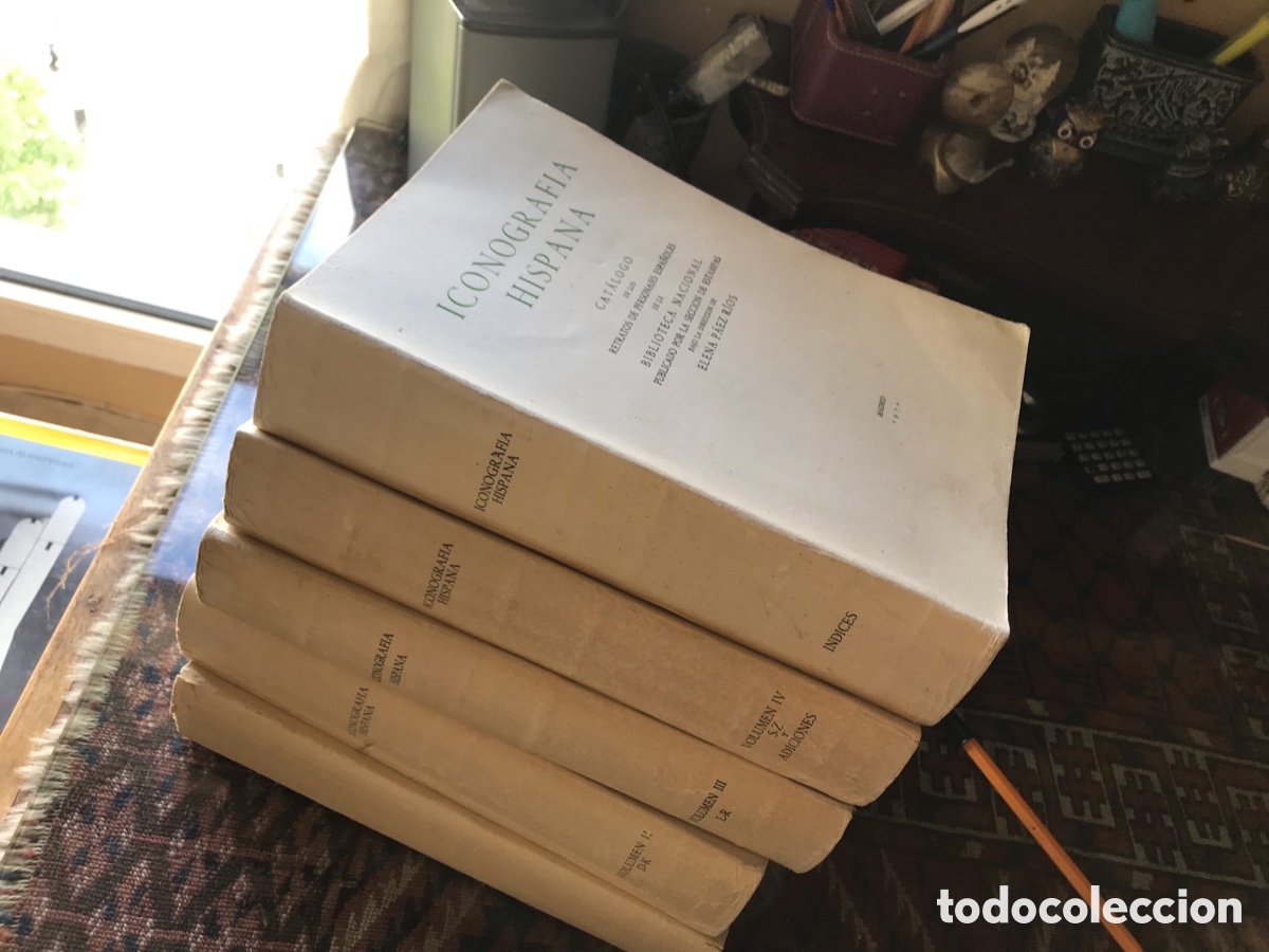 Libros de segunda mano: Iconograf&iacute;a Hispana. Elena P&aacute;ez R&iacute;os. 5 tomos.