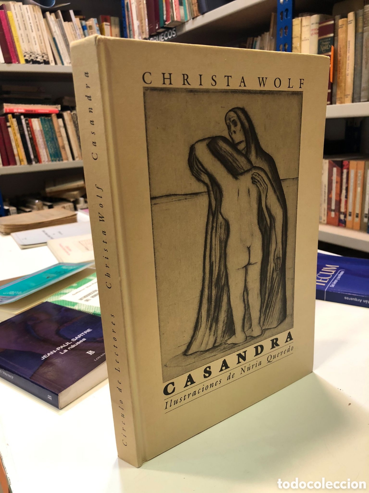 Libros de segunda mano: Casandra - Christa Wolf - Foto 1