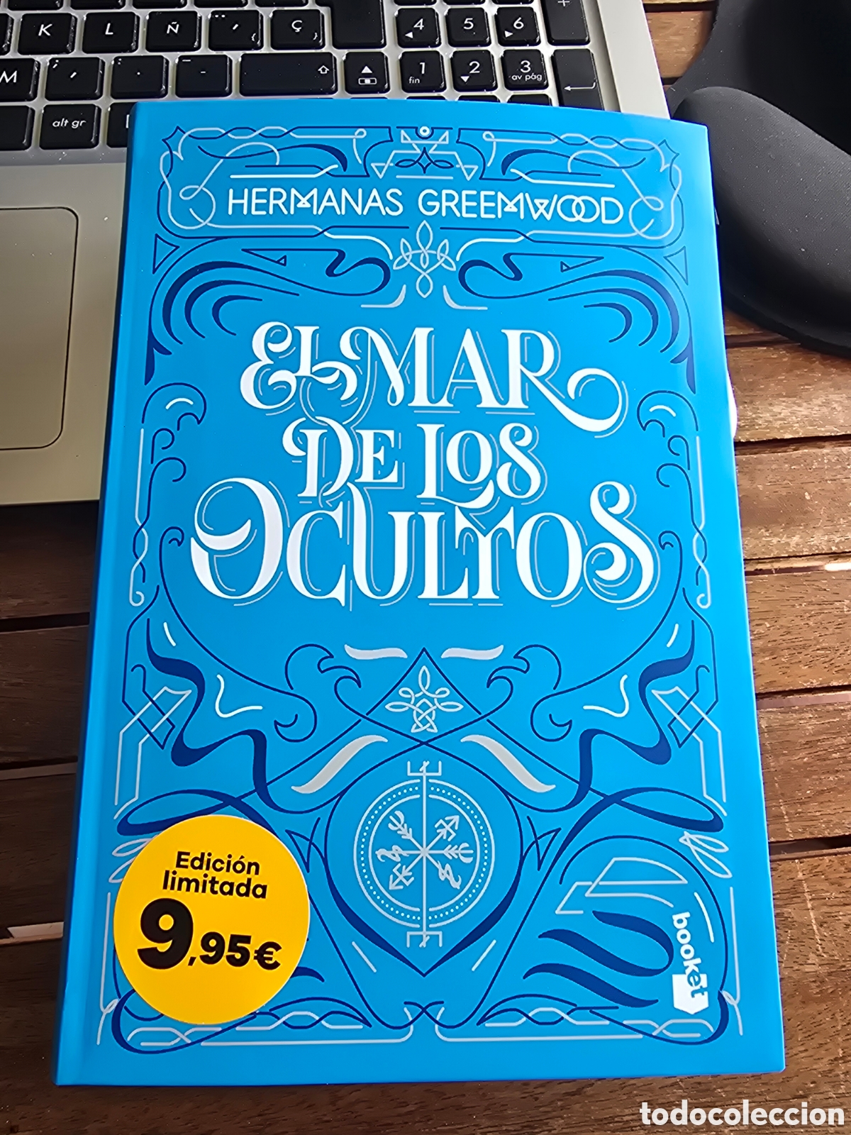 Libros de segunda mano: El mar de los Ocultos Edici&oacute;n limitada Hermanas Greemwood Editorial BOOKET 2026 vikingos