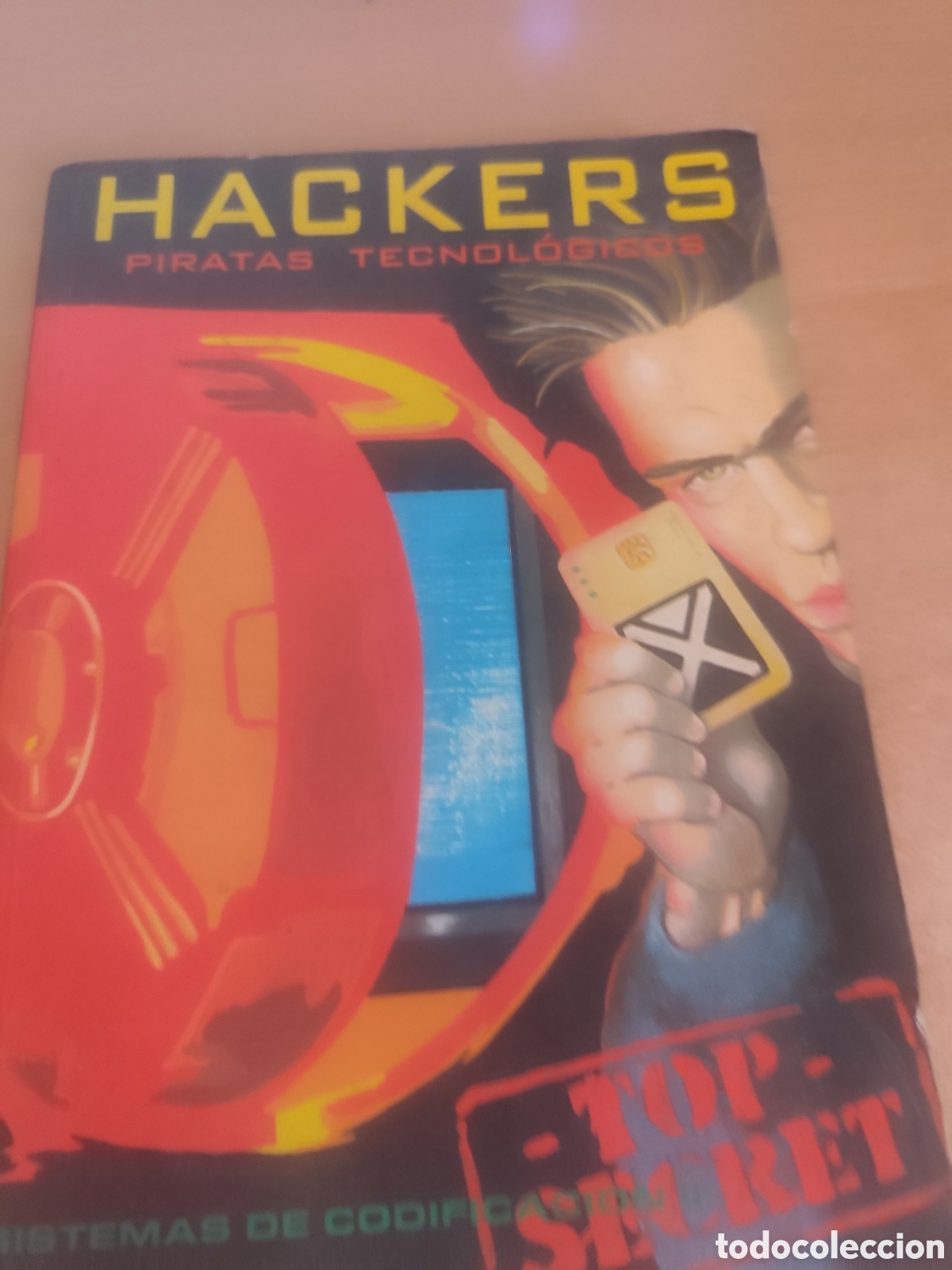 Libros de segunda mano: HACKERS PIRATAS TECNOLOGICOS RF242