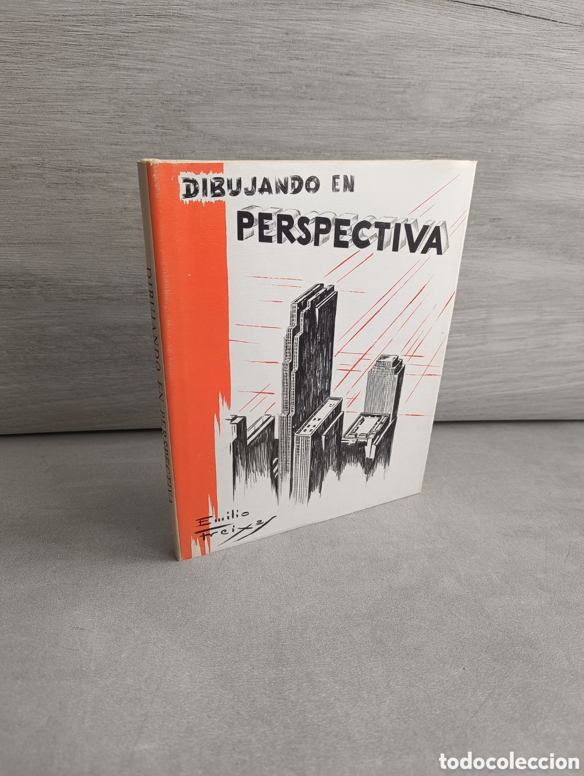 Libros de segunda mano: DIBUJANDO EN PERSPECTIVA - EMILIO FREIXAS - Foto 1