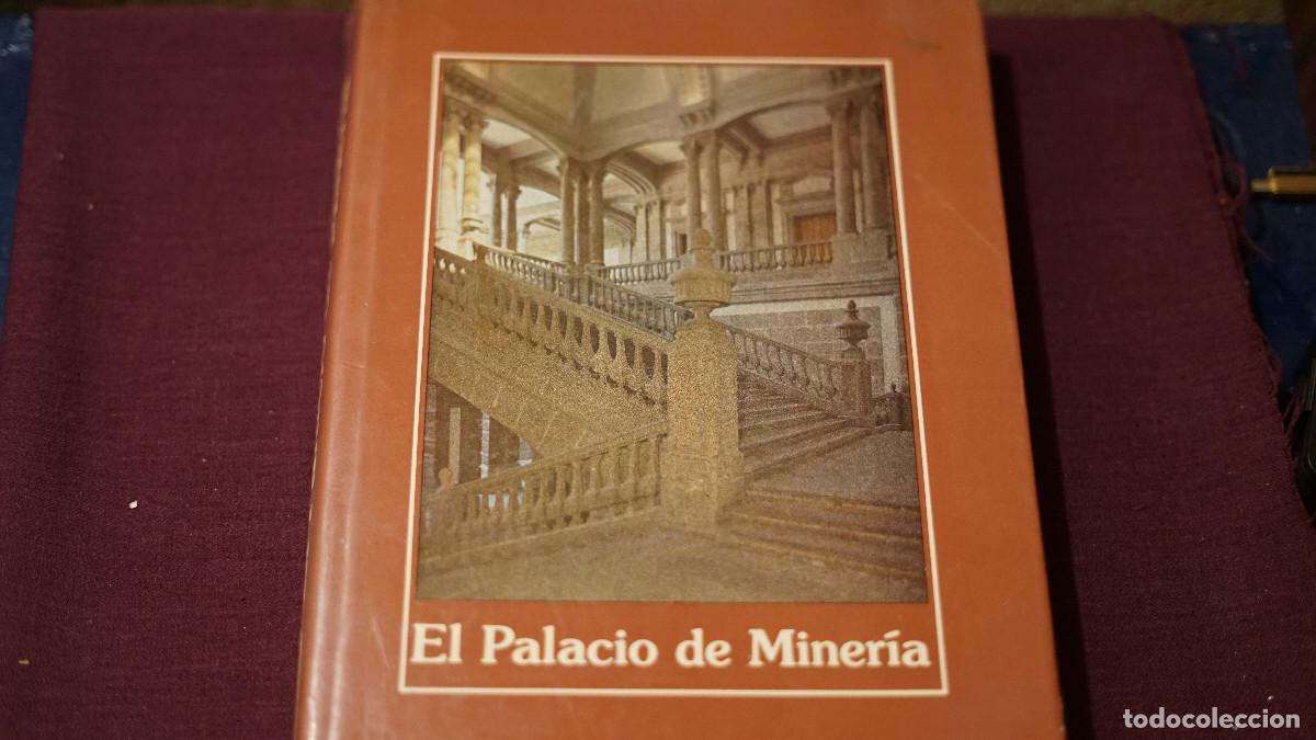 Libros de segunda mano: Justino Fern&aacute;ndez - El palacio de Miner&iacute;a - UNAM 1980