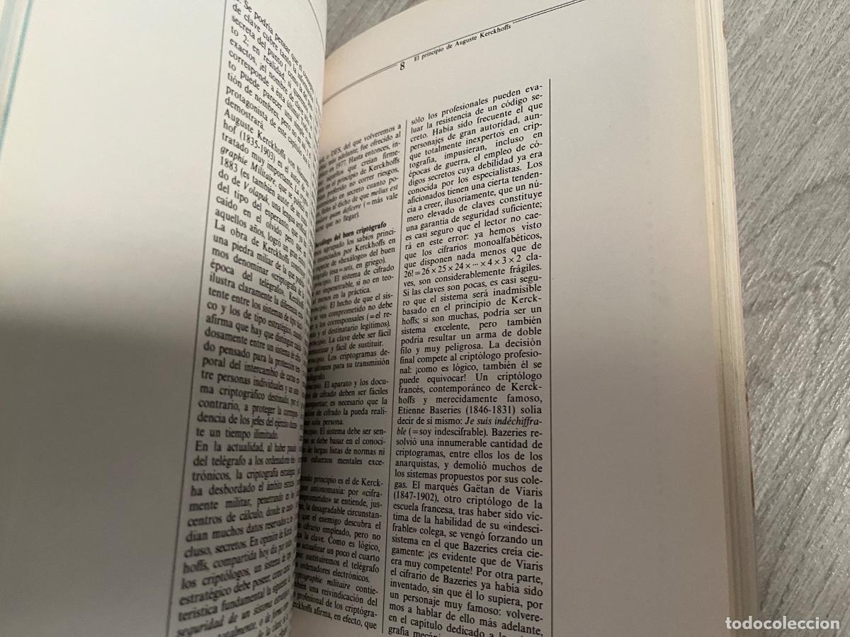 Libros de segunda mano: CODIGOS SECRETOS / ANDREA SGARRO - Foto 9