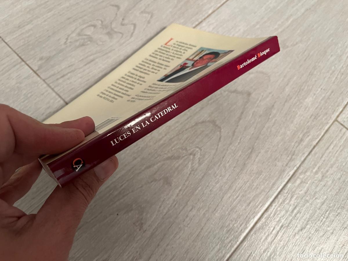 Libros de segunda mano: LUCES EN LA CATEDRAL. BIOQUE, Bartolom&eacute;. Club de Autores Ediciones - Foto 2