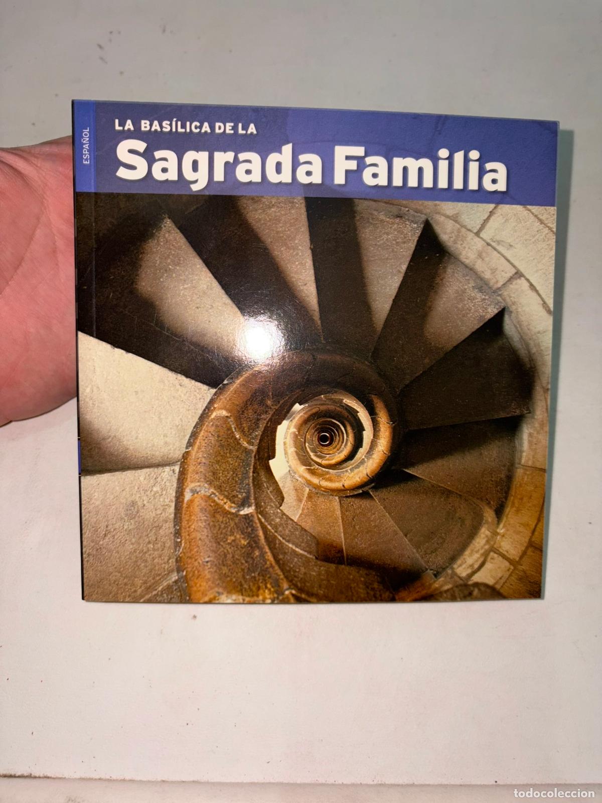 Libros de segunda mano: La Bas&iacute;lica de la Sagrada Fam&iacute;lia - Carandell i Robust&eacute;, Josep M