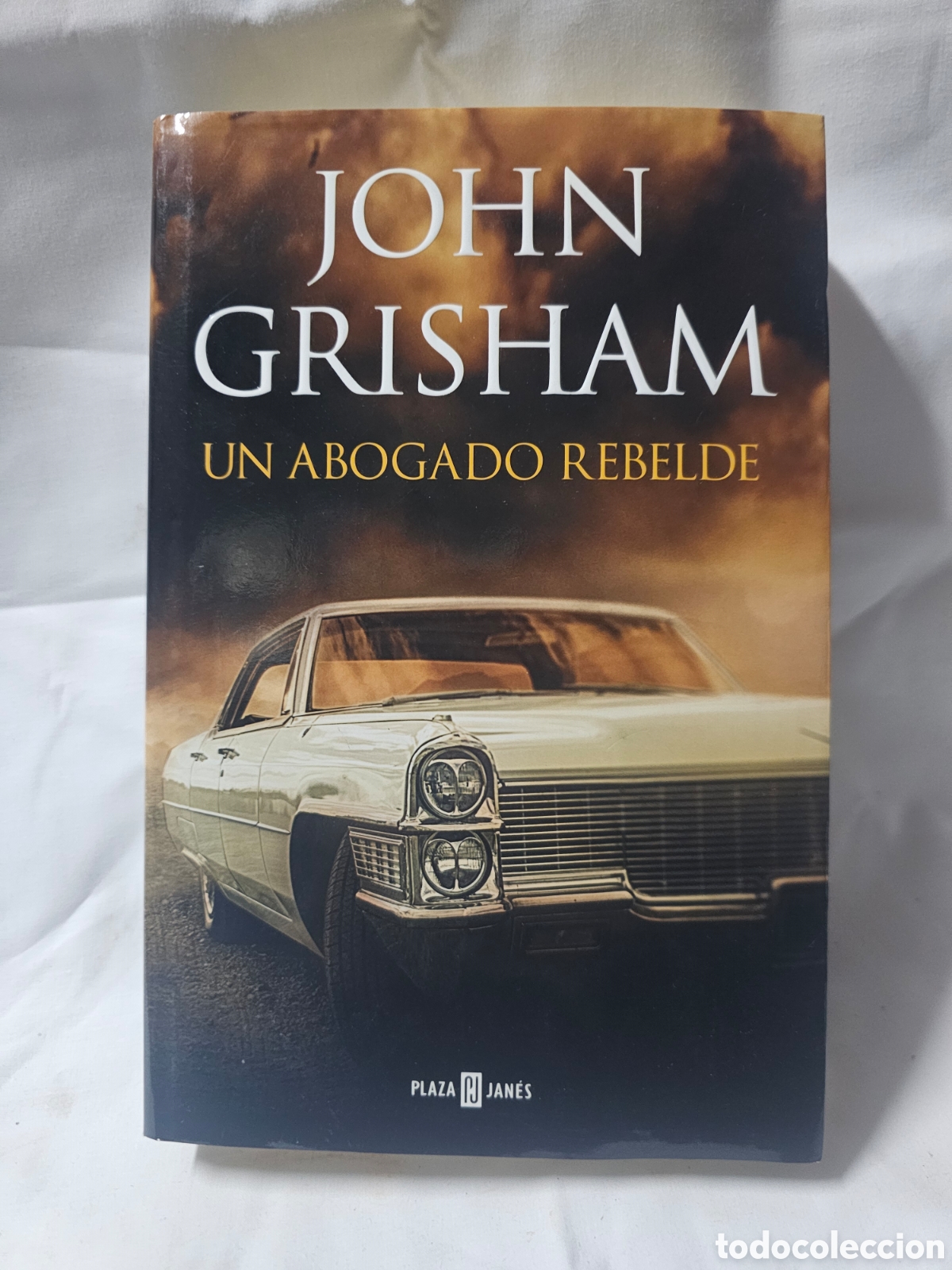 Libros de segunda mano: UN ABOGADO REBELDE - JOHN GRISHAM -