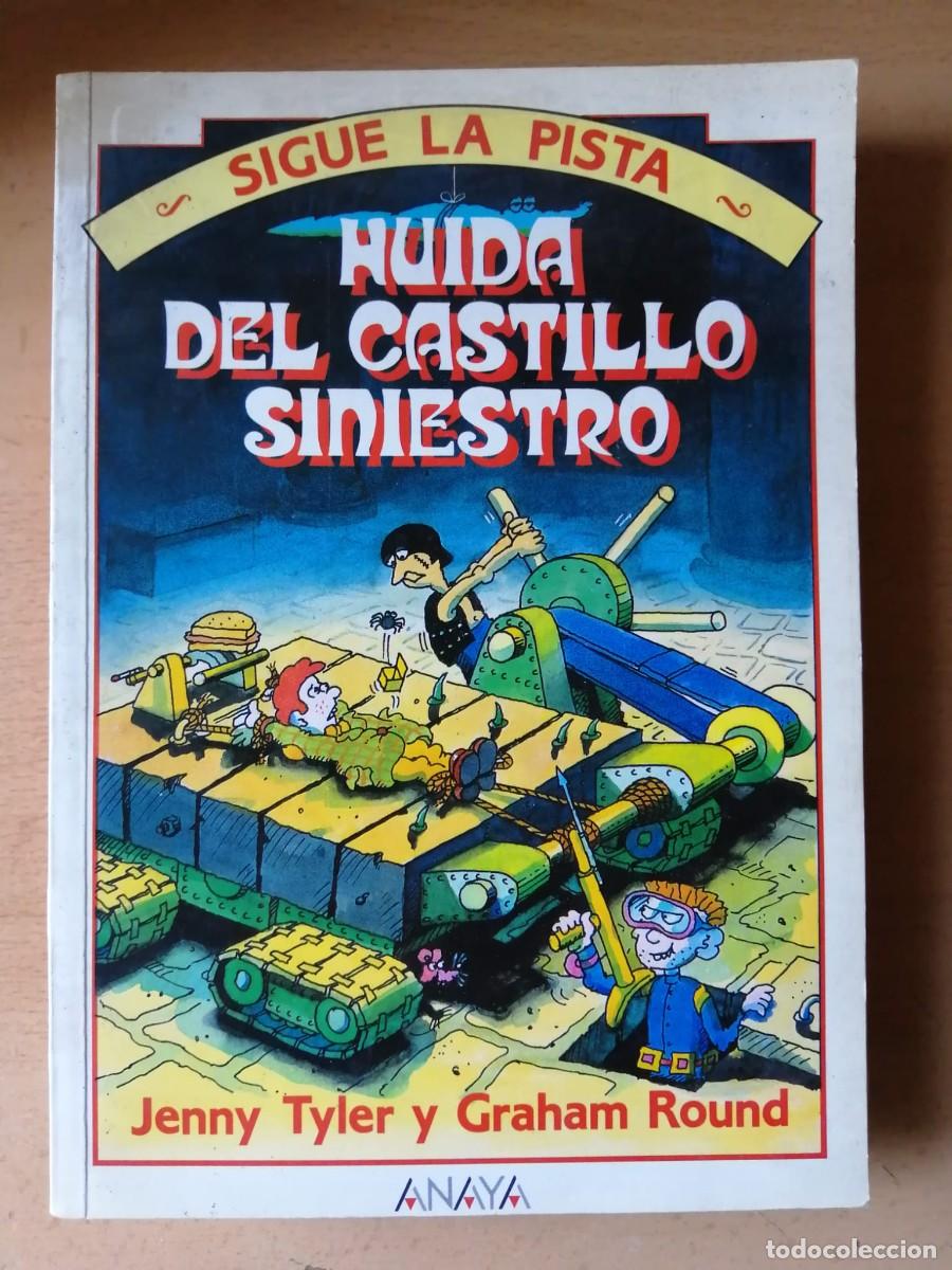 Libros de segunda mano: SIGUE LA PISTA. HUIDA DEL CASTILLO SINIESTRO (JENNY TYLER - GRAHAM ROUND)