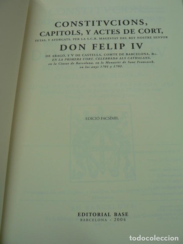 Libros de segunda mano: Constitucions, capitols y actes de cort: Facs&iacute;mil - Editorial Base - 2004 - Foto 2