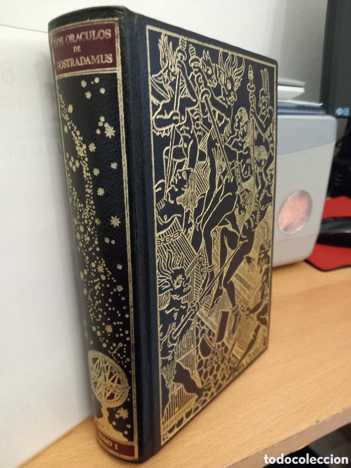Libros de segunda mano: Los Or&aacute;culos de Nostradamus