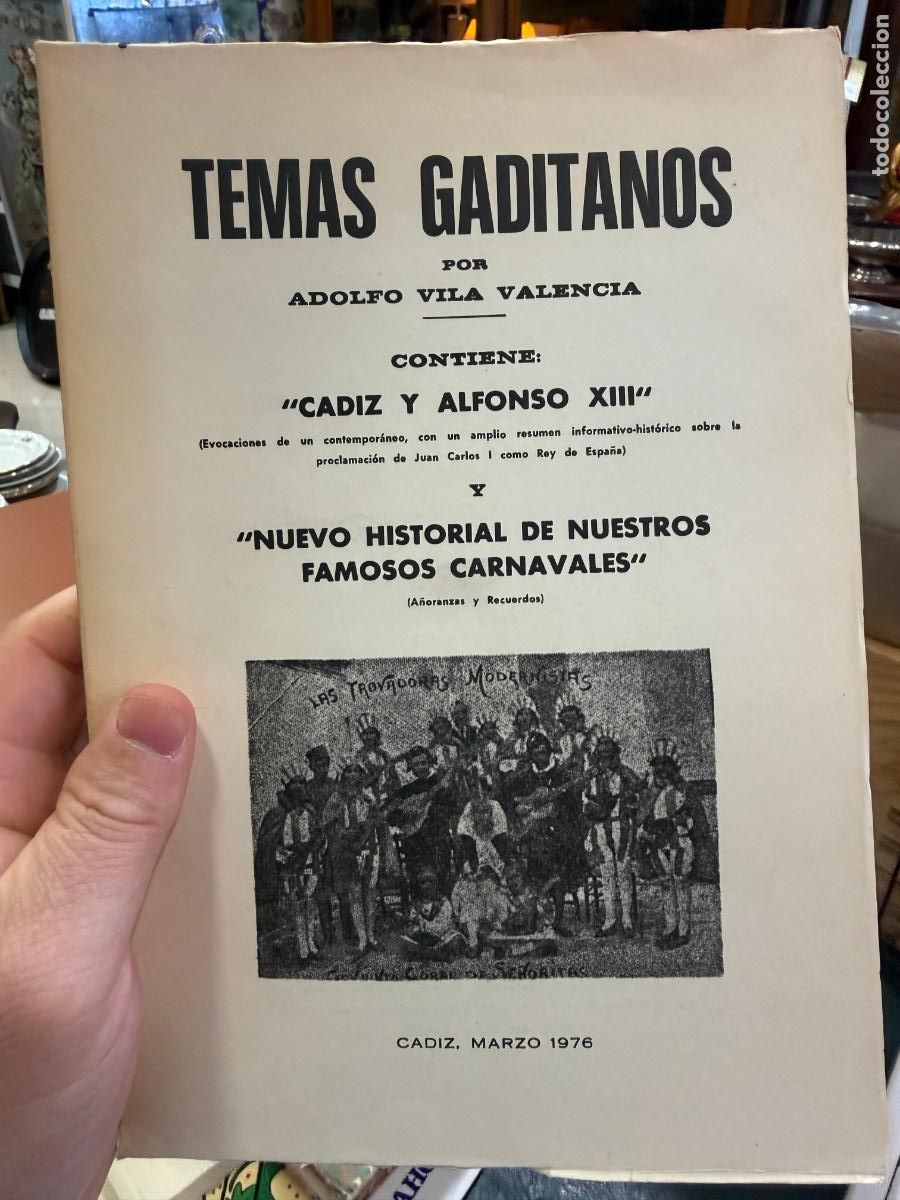 Libros de segunda mano: LIBRO NUEVO HISTORIAL DE NUESTROS FAMOSOS CARNAVALES - ADIZ 1976 - 207 PAG
