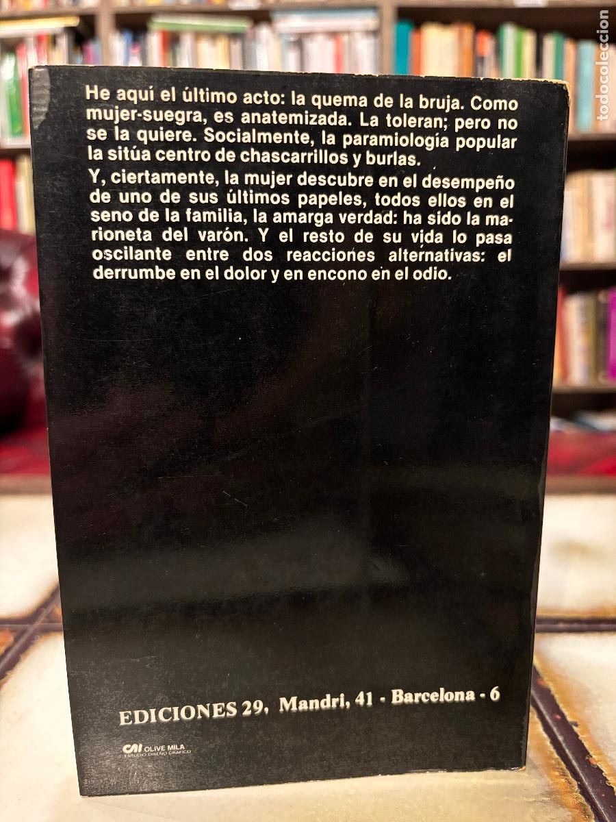 Libros de segunda mano: La suegra. Victoria Sau. - Foto 2