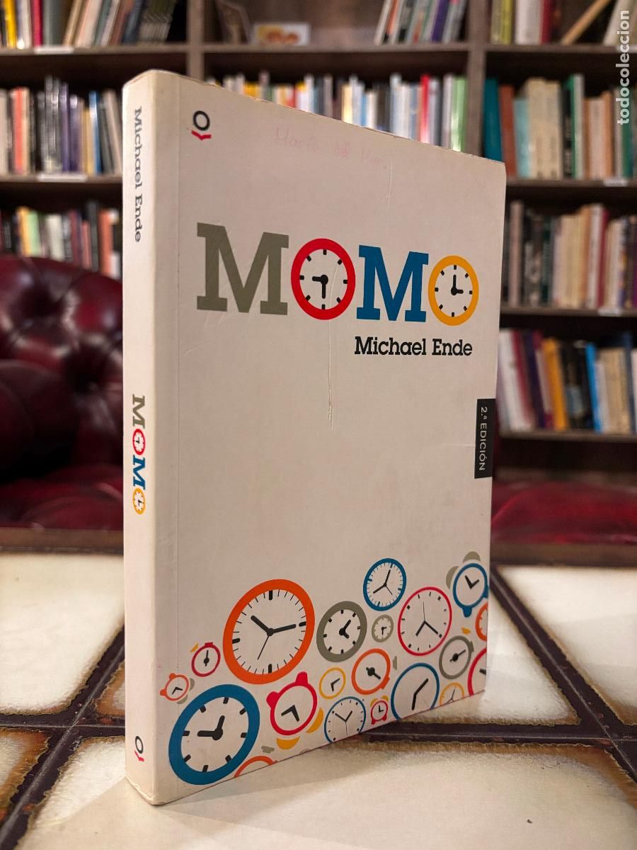 Libros de segunda mano: Momo. Michael Ende. PEDIDO M&Iacute;NIMO 5&euro;