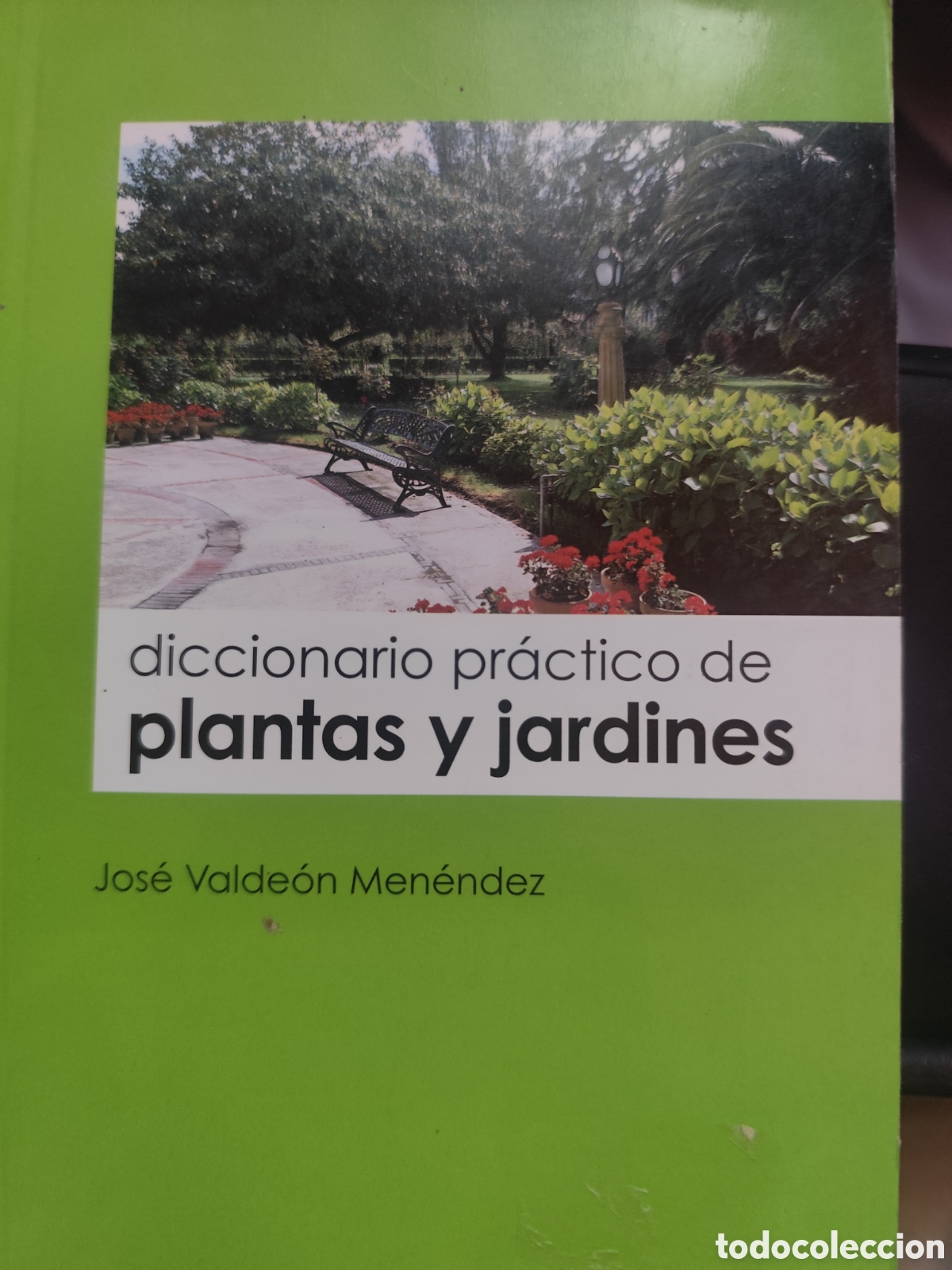 Libros de segunda mano: DICCIONARIO PRACTICO DE PLANTAS Y JARDINES RF312