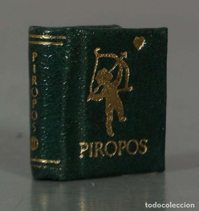 Libros de segunda mano: LIBRO MINIATURA. PIROPOS. GUZMAN.
