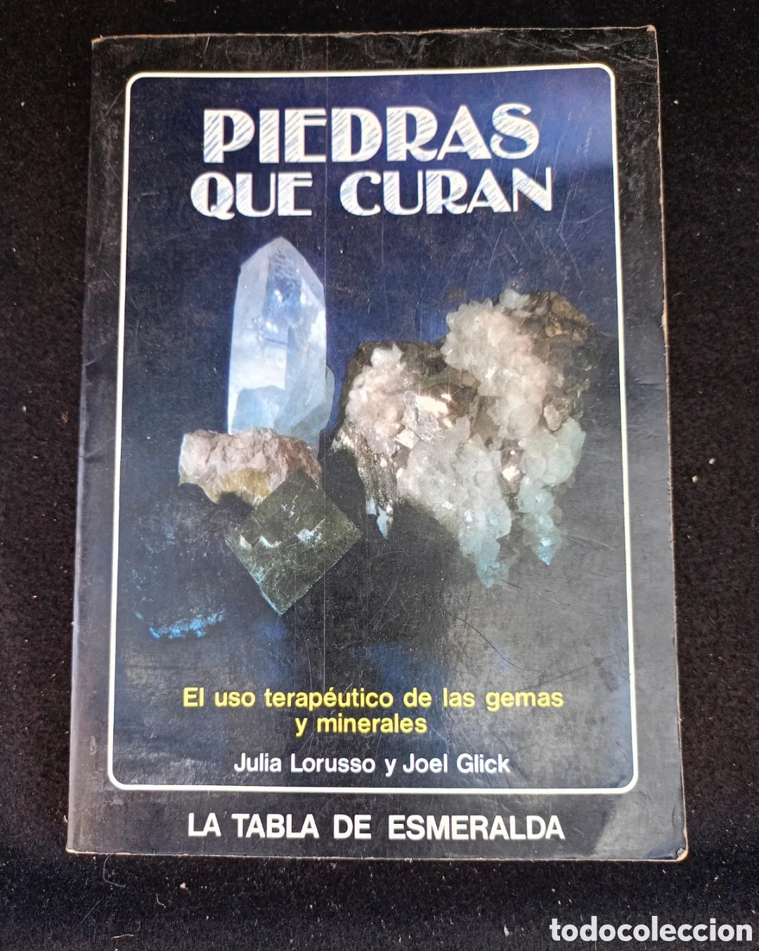 Libros de segunda mano: PIEDRAS QUE CURAN: USO CURATIVO DE GEMAS Y MINERALES