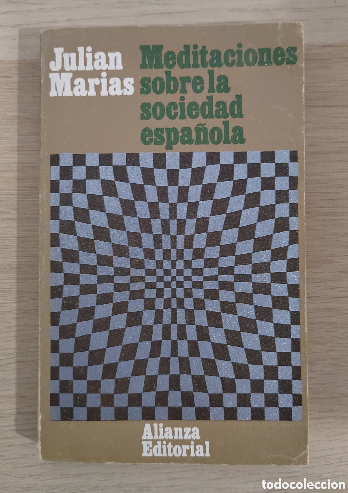 Libros de segunda mano: Meditaciones sobre la sociedad espa&ntilde;ola - Julian Marias. Firmado y dedicado por autor