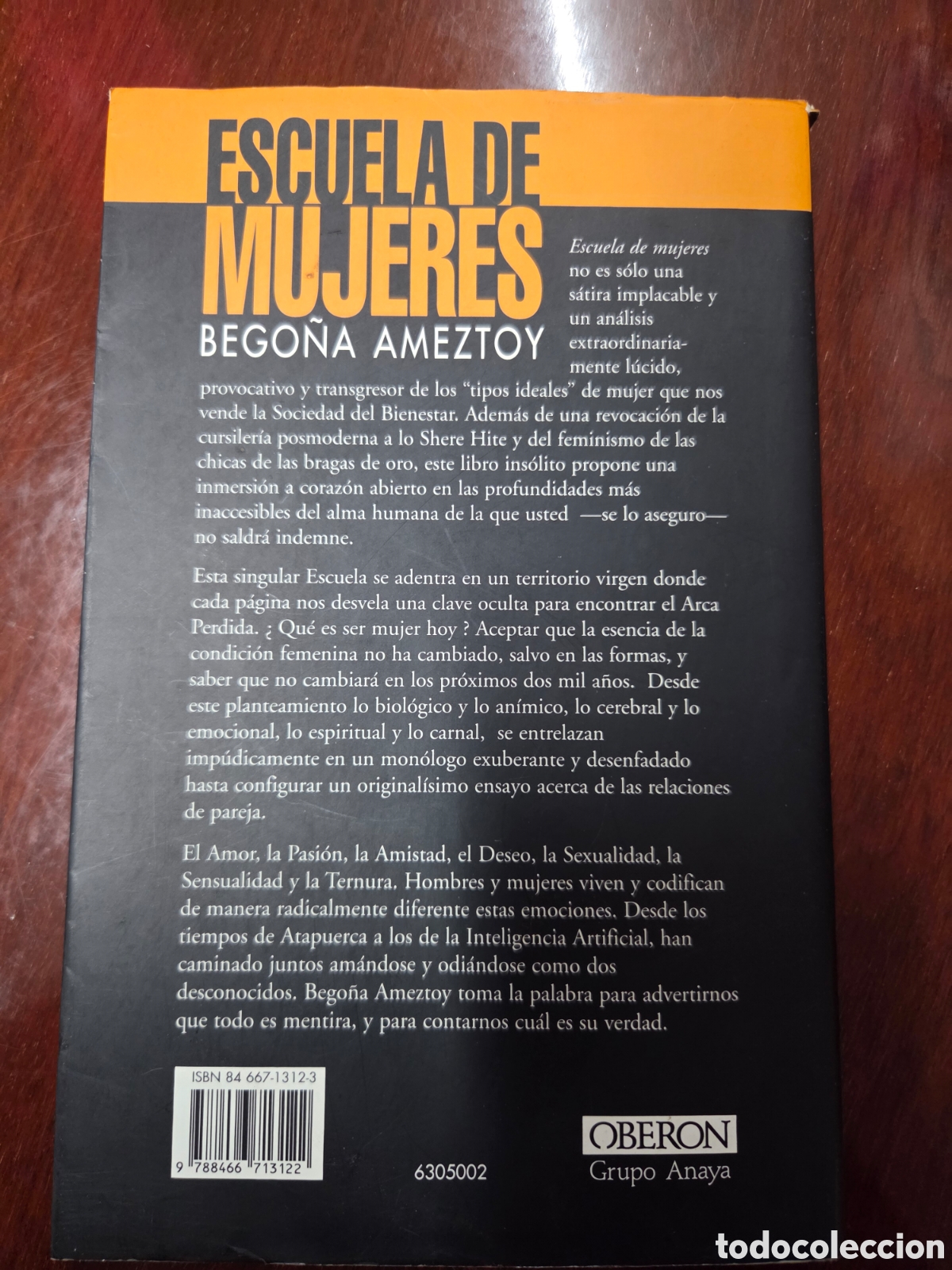 Libros de segunda mano: Escuela de mujeres. Bego&ntilde;a Ametzoy - Foto 2
