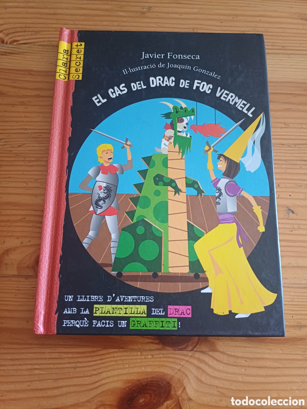Libros de segunda mano: El cas del drac de foc vermell Javier Fonseca Garc&iacute;a-Donas Il.lustra Joaqu&iacute;n Gonz&aacute;lez catal&agrave; angl&egrave;s