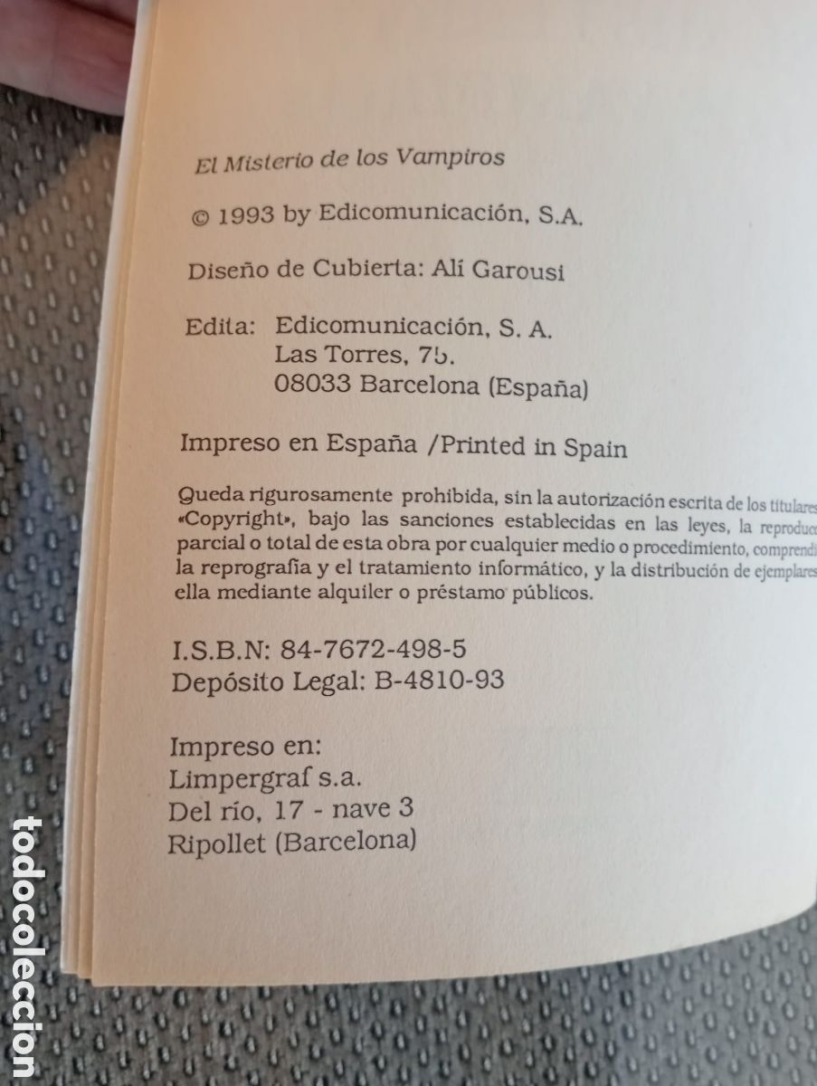 Libros de segunda mano: El misterio de los vampiros / Mart&iacute;n Walker. - Foto 3