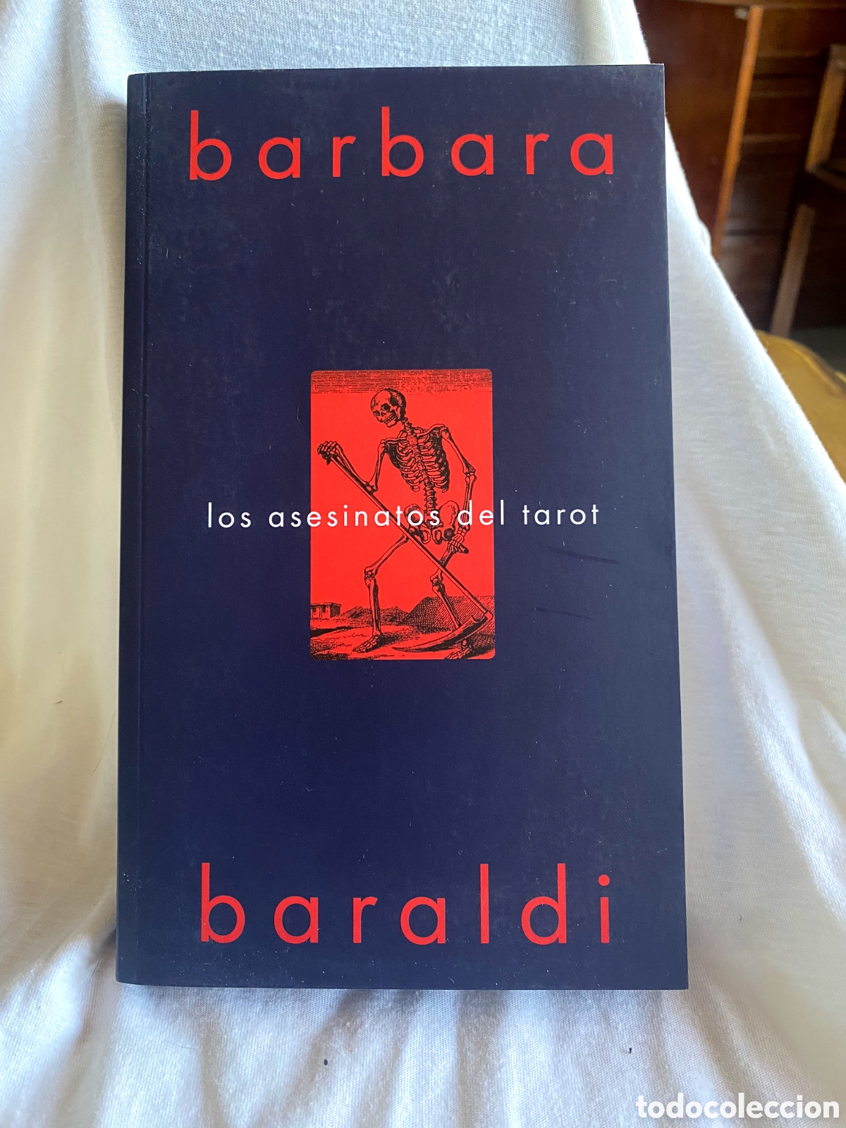 Libros de segunda mano: Los asesinatos del tarot - Baraldi, B&aacute;rbara