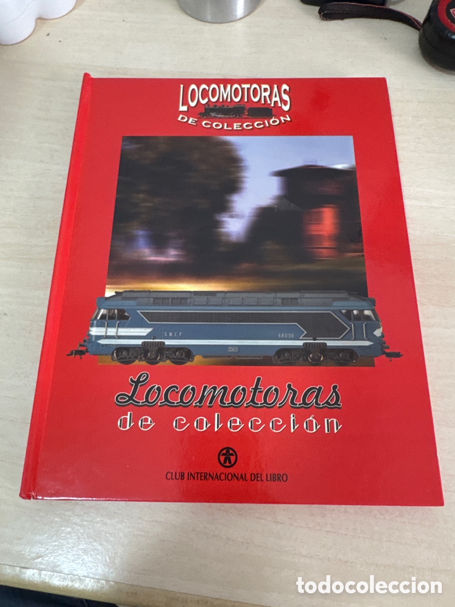 Libros de segunda mano: LOCOMOTORAS DE COLECCION CLUB INTERNACIONAL DEL LIBRO 2002