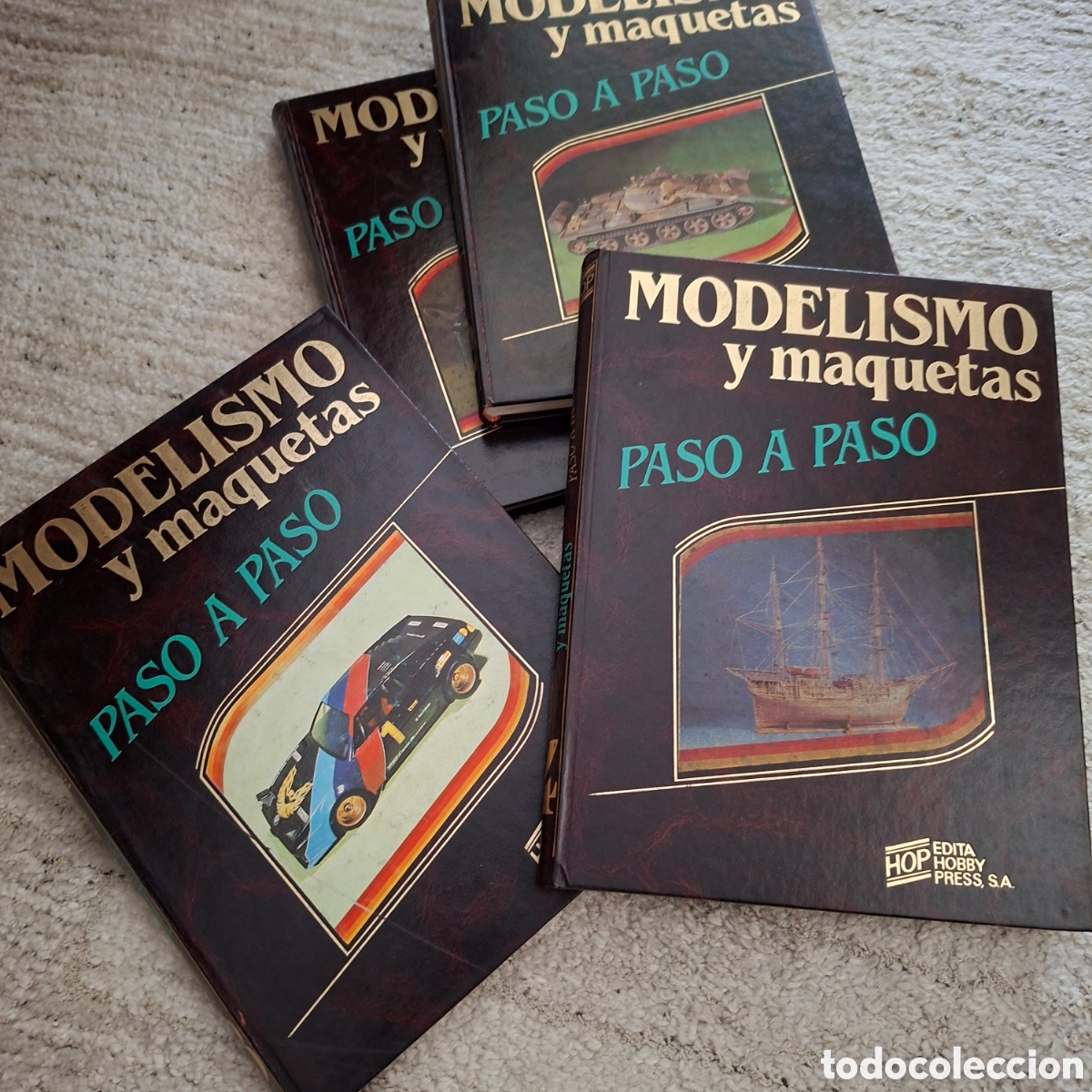 Libros de segunda mano: Modelismo y maquetas. A&ntilde;o 1984. Paso a paso. Hobby Press, S.A 4 tomos completo.