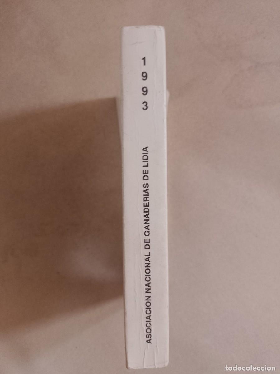 Libros de segunda mano: LIBRO ASOCIACI&Oacute;N NACIONAL DE GANADER&Iacute;AS DE LIDIA - Foto 2