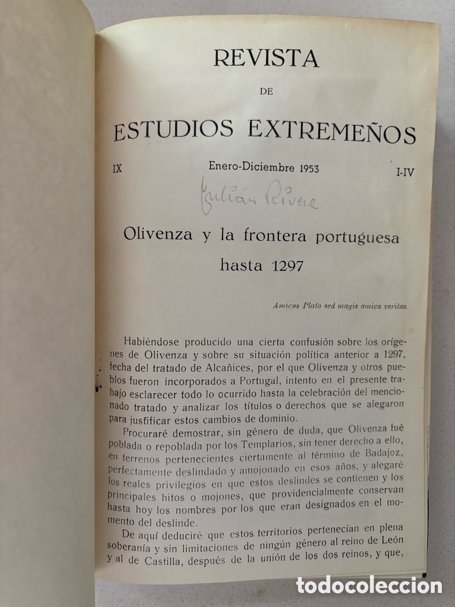 Second hand books: Libro con tres obras relacionadas con Olivenza. Leer descripci&oacute;n. Encuadernado en piel